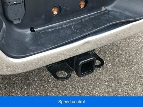 Used 2017 RAM 1500 Classic SLT w/ Luxury Group image 6