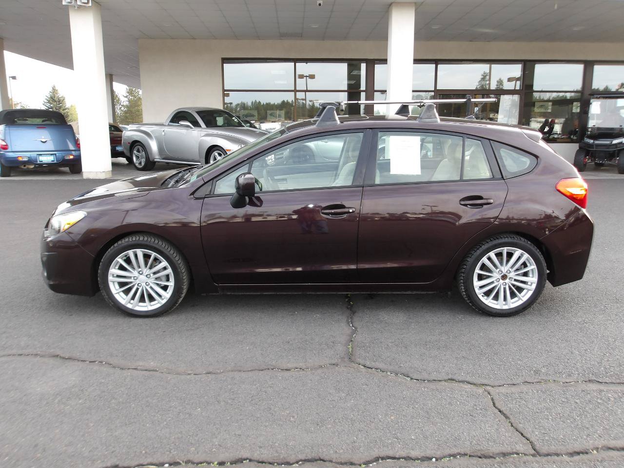Used 2012 Subaru Impreza 2.0i Premium AWD/4WD image 2