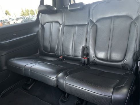 Used 2024 Jeep Wagoneer L Series II w/ Premium Group I image 24