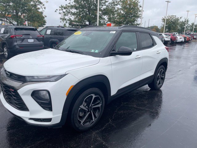 Used 2022 Chevrolet TrailBlazer RS w/ Sun and Liftgate Package AWD/4WD image 5