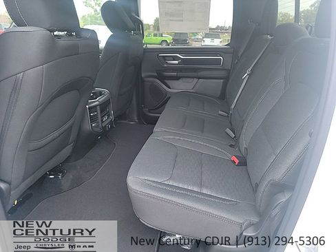 New 2026 RAM 1500 Big Horn AWD/4WD image 15