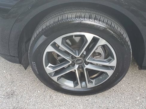 Certified 2025 Audi Q5 Premium Plus w/ Premium Plus AWD/4WD image 13