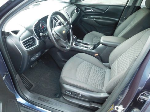 Used 2018 Chevrolet Equinox LT w/ Sun & Infotainment Package image 4