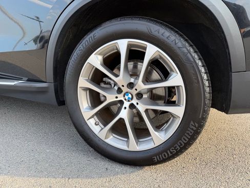 Used 2024 BMW X5 xDrive40i w/ Premium Package AWD/4WD image 34