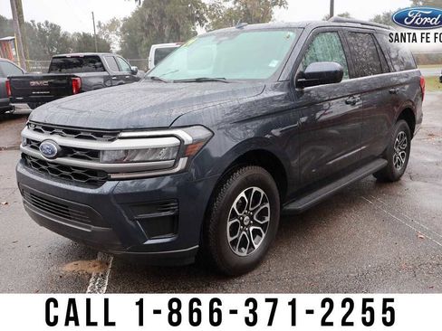 Used 2024 Ford Expedition XLT image 2