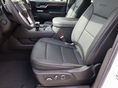 New 2026 GMC Sierra 1500 Denali w/ Technology Package image 11