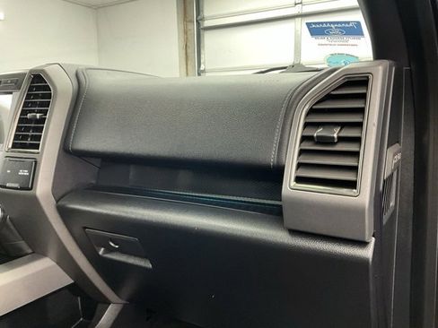 Used 2018 Ford F150 Raptor w/ Equipment Group 802A Luxury image 12