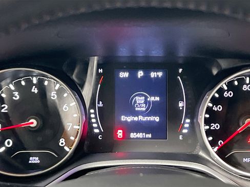 Used 2018 Jeep Compass Latitude w/ Cold Weather Group image 23