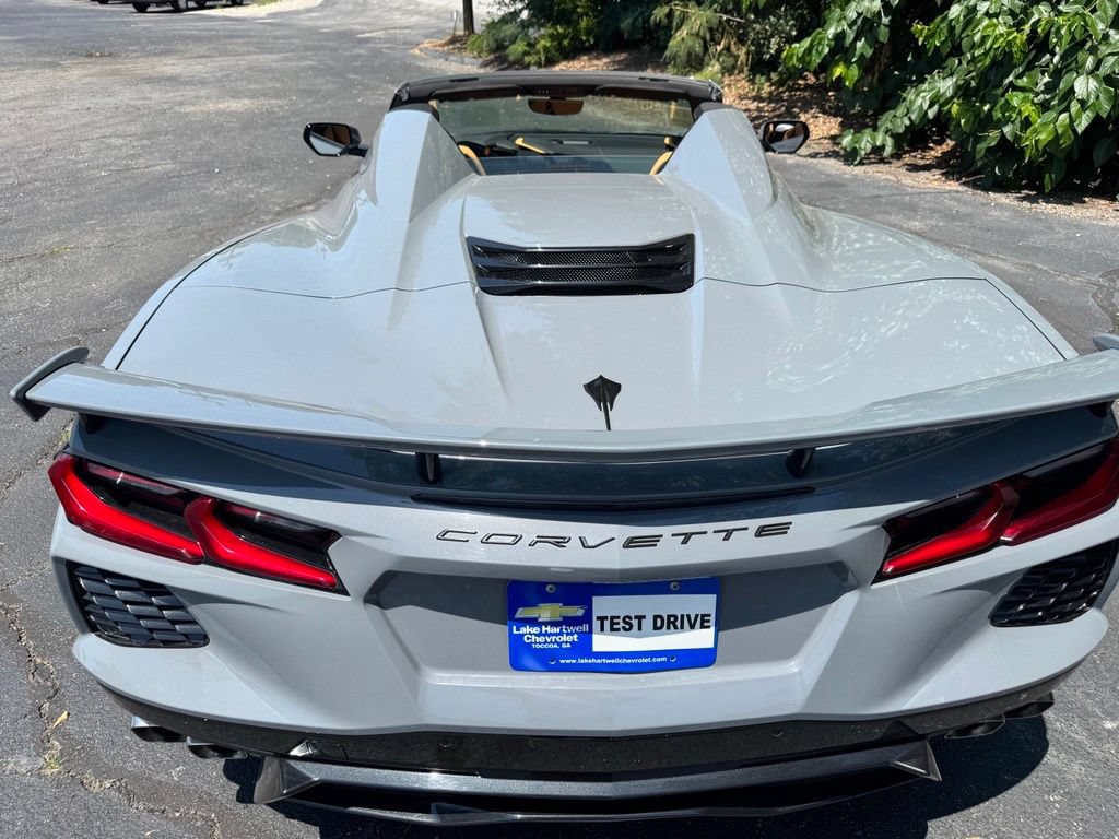 Used 2025 Chevrolet Corvette Stingray Preferred Conv w/ Z51 Performance Package RWD image 32