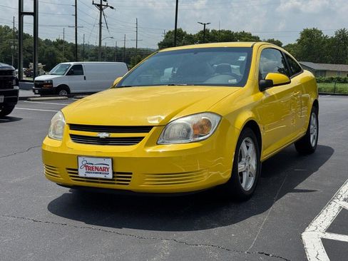 Used 2009 Chevrolet Cobalt LT w/ Preferred Equipment Group FWD image 8