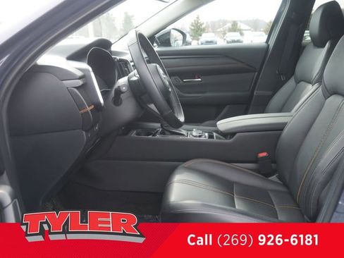 Used 2025 MAZDA CX-50 2.5 Hybrid w/ Premium Plus Pkg image 42