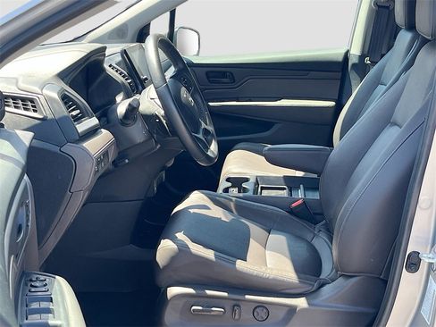Used 2024 Honda Odyssey EX-L image 9