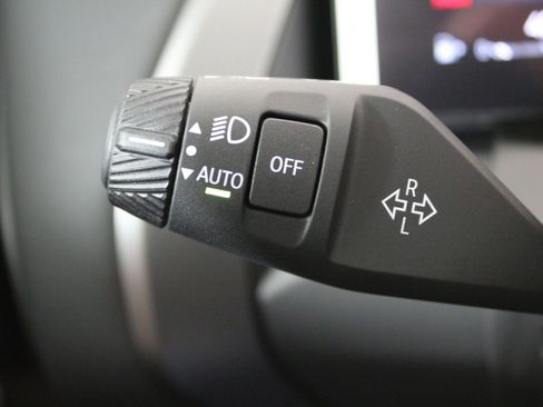 New 2026 BMW X3 xDrive30 w/ Convenience Package image 28