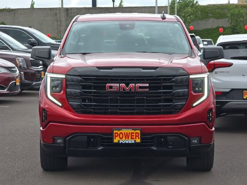 Used 2024 GMC Sierra 1500 Elevation AWD/4WD image 9