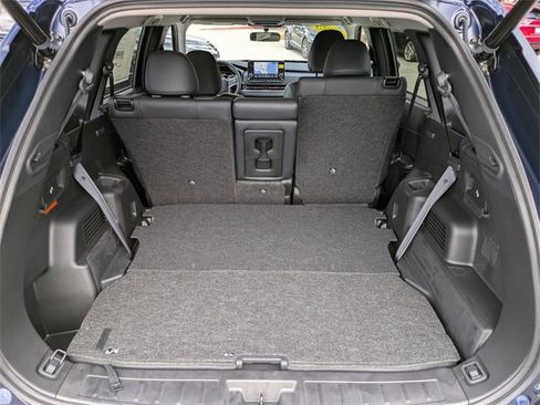 New 2025 Mitsubishi Outlander SE image 12