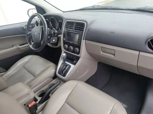 Used 2011 Dodge Caliber Uptown image 14