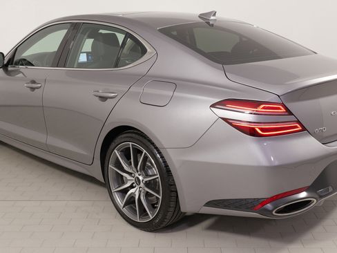 Used 2026 Genesis G70 2.5T Prestige image 12
