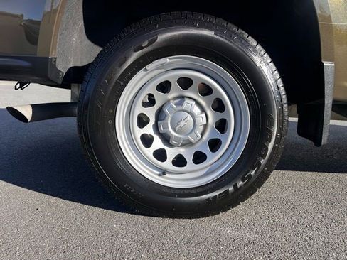 Certified 2024 Chevrolet Colorado W/T image 8