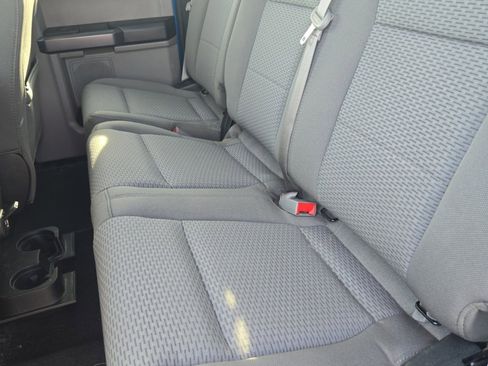 Used 2018 Ford F150 XLT w/ Equipment Group 302A Luxury image 9