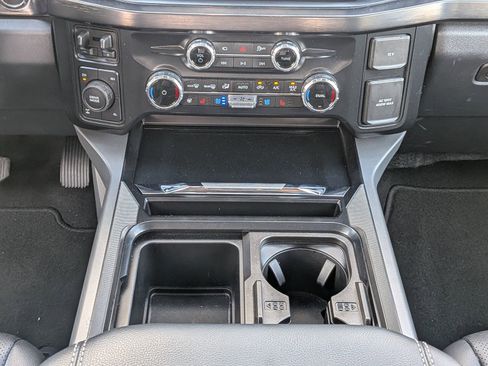 Certified 2026 Ford F250 Lariat w/ Black Appearance Package image 19