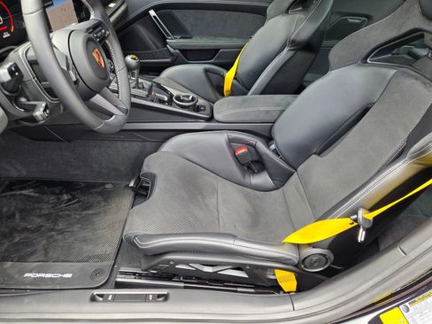 Certified 2026 Porsche 911 GT3 RWD image 24