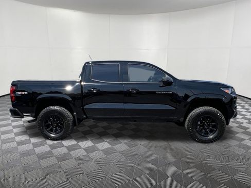 Used 2026 Chevrolet Colorado LT AWD/4WD image 7