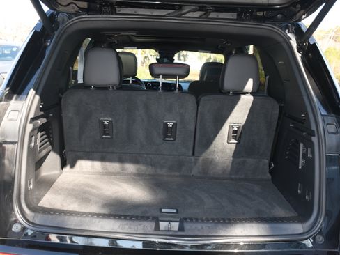 Used 2025 Chevrolet Traverse RS w/ LPO, Floor Liner Package image 20