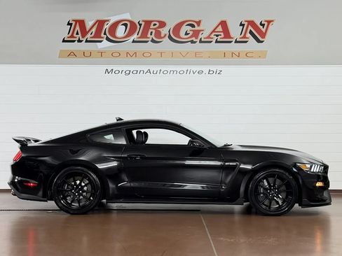Used 2020 Ford Mustang Shelby GT350 w/ Technology Package RWD image 2