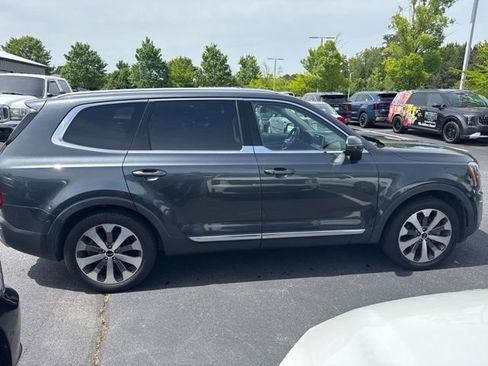 Certified 2021 Kia Telluride EX w/ EX Premium Package AWD/4WD image 6