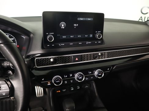 Used 2025 Honda Civic Sport image 5