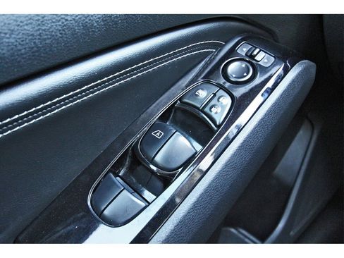 Used 2023 Nissan Altima 2.5 SV w/ SV Premium Package image 21