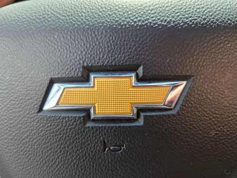 Used 2023 Chevrolet Suburban Premier AWD/4WD image 30