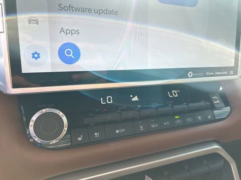 Used 2022 Toyota Tundra 1794 Edition image 39