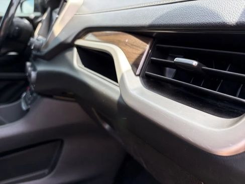 Used 2019 GMC Terrain Denali w/ Advanced Safety Package FWD image 40
