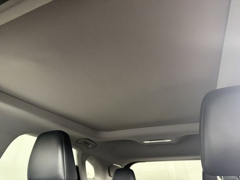 Used 2017 Lexus RX 350 AWD w/ Premium Package image 18