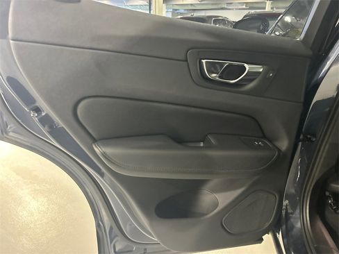 Certified 2025 Volvo XC60 B5 Plus image 22