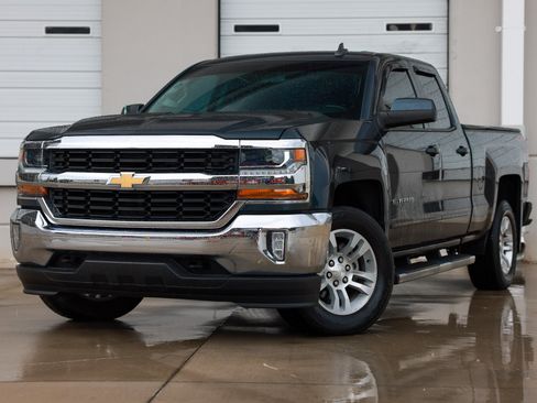 Used 2019 Chevrolet Silverado 1500 LT w/ All Star Edition AWD/4WD image 1