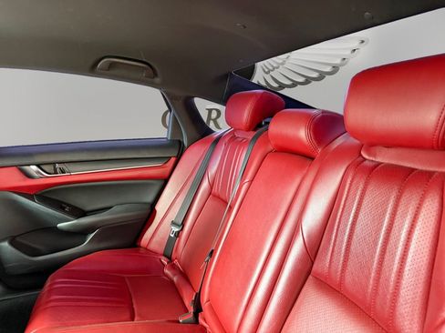 Used 2019 Honda Accord Sport image 13