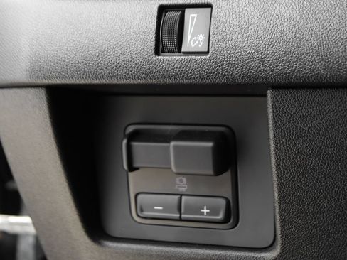 Used 2024 Chevrolet Colorado Trail Boss w/ LPO, Skid Plate Package AWD/4WD image 19