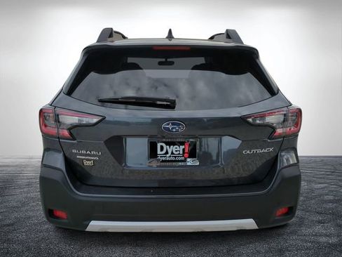 Used 2025 Subaru Outback Limited AWD/4WD image 4