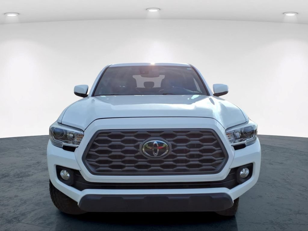 Used 2023 Toyota Tacoma TRD Off-Road AWD/4WD image 4