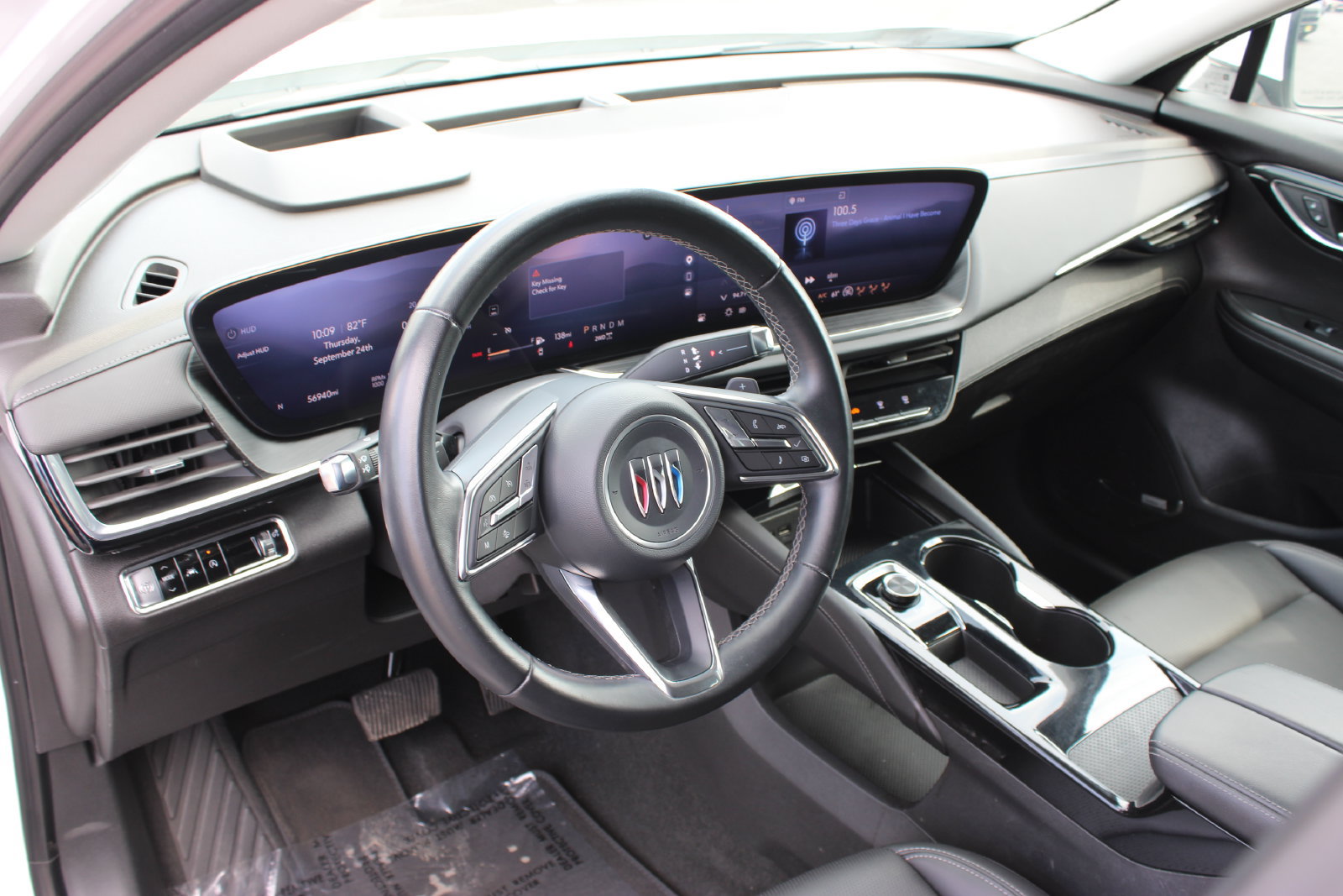 Used 2024 Buick Envision Preferred AWD/4WD image 11