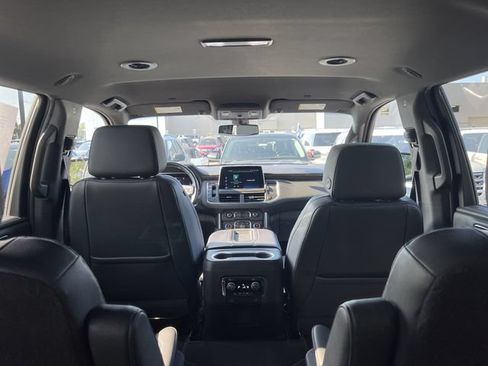 Used 2022 Chevrolet Suburban LT AWD/4WD image 42