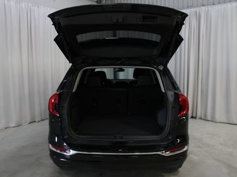 Used 2023 GMC Terrain Denali w/ Denali Premium Package AWD/4WD image 34