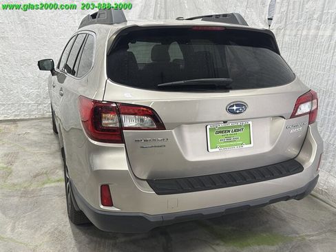 Used 2015 Subaru Outback 2.5i Limited AWD/4WD image 31