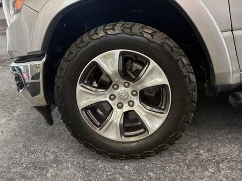 Used 2020 RAM 1500 Laramie AWD/4WD image 12