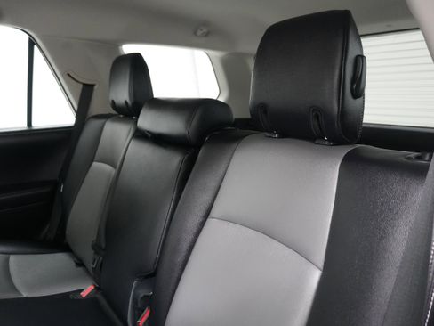 Used 2018 Toyota 4Runner SR5 Premium image 14