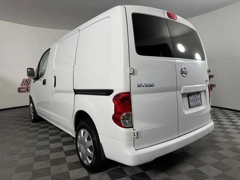 Used 2018 Nissan NV200 SV w/ Navigation Package FWD image 24