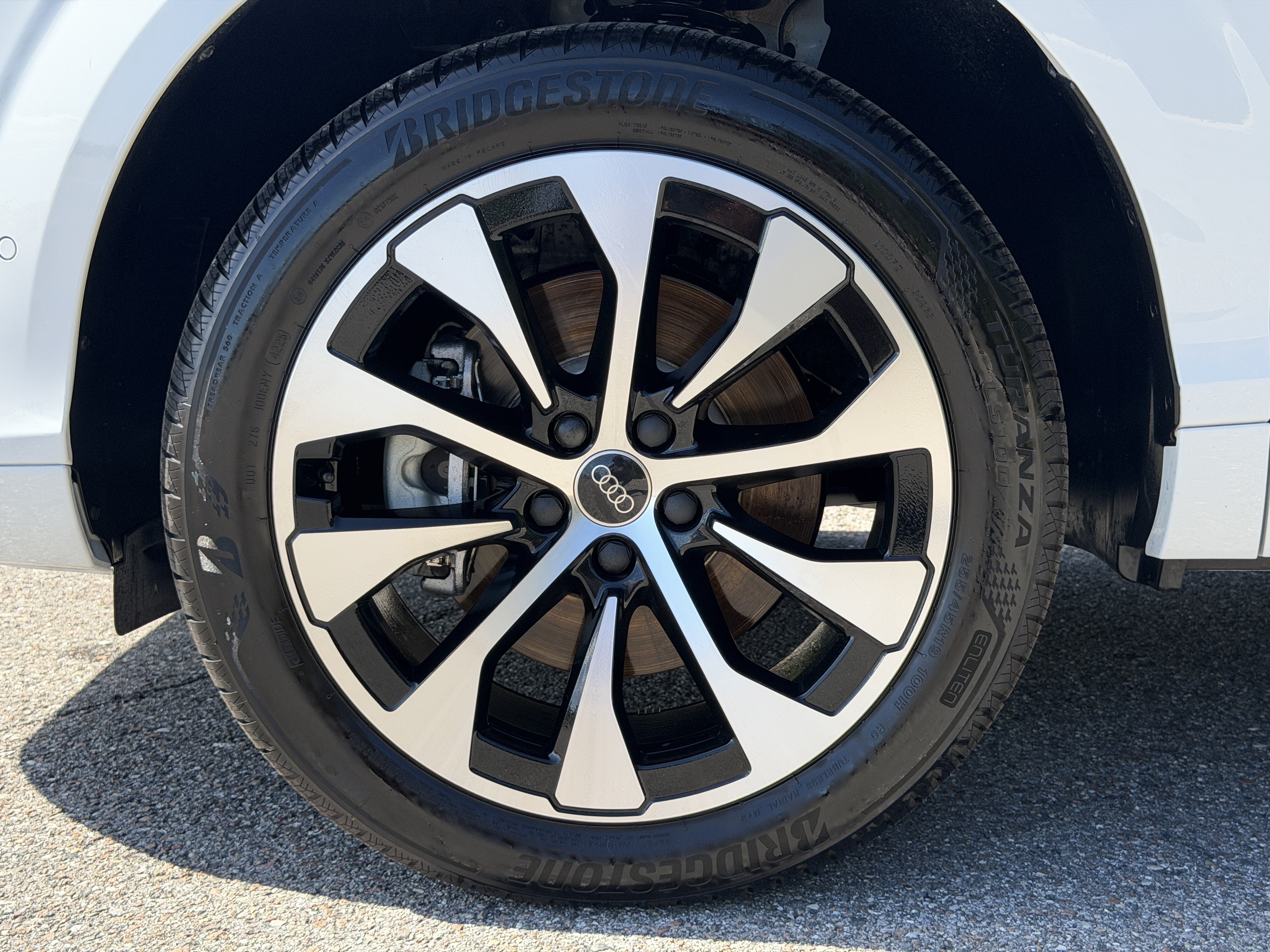 Certified 2026 Audi Q3 quattro 2.0T AWD/4WD image 34