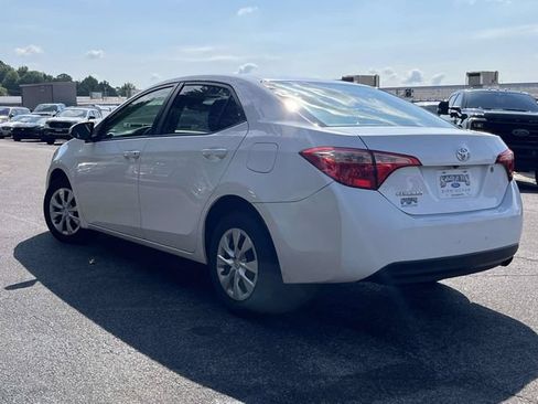 Used 2017 Toyota Corolla L FWD image 6